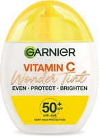 GARNIER VITAMIN C Wonder Tint EVEN-PROTECT-BRIGHTEN 50+