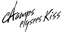 CHamps elysees Kiss